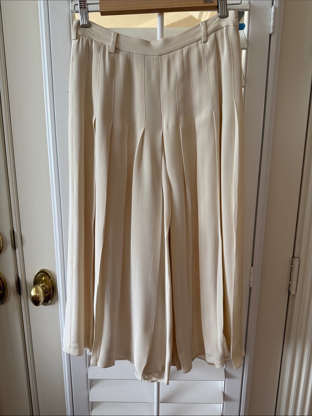 Ralph Lauren Cream Pleated Wide-Leg  topped Trousers